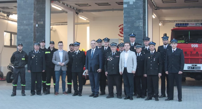 Waldemar Pawlak odwiedził strażaków 