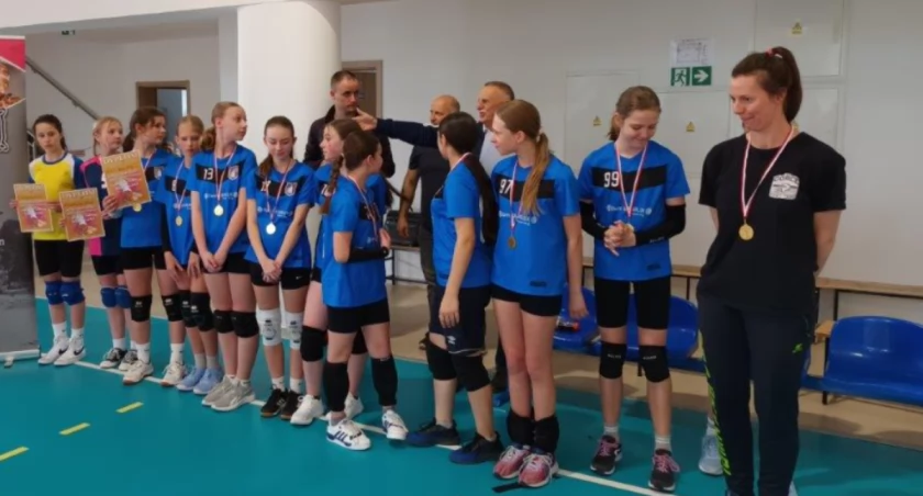 Rozegrano Igrzyska Dzieci Powiatu Nowotarskiego w Mini Piłce Siatkowej dziewcząt