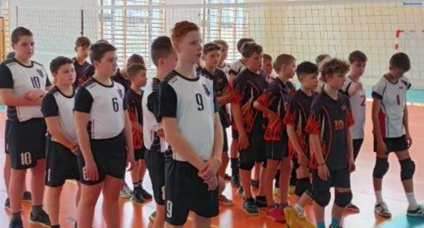  Igrzyska Dzieci  Powiatu  Nowotarskiego w  Mini Piłce Siatkowej  Chłopców