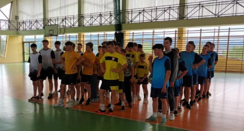 Igrzyska Młodzieży Szkolnej Ośrodka Sportowego Pieniny w piłce ręcznej chłopców