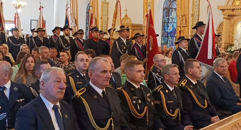 Uroczysta msza święta w intencji Ojczyzny i strażaków