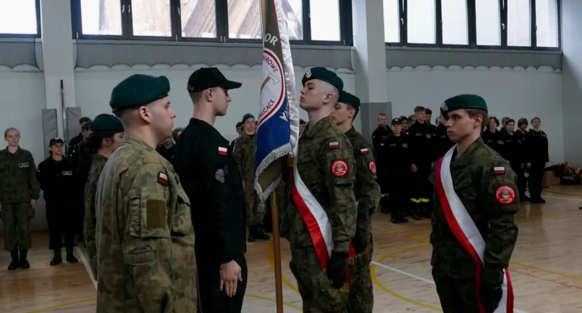Pożegnanie kadetów-maturzystów – z fantazją, humorem i łezką w oku