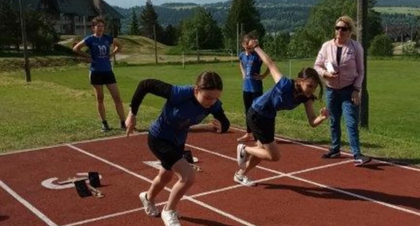 Igrzyska Dzieci Ośrodka Sportowego Pieniny w czwórboju lekkoatletycznym dziewcząt i chłopców