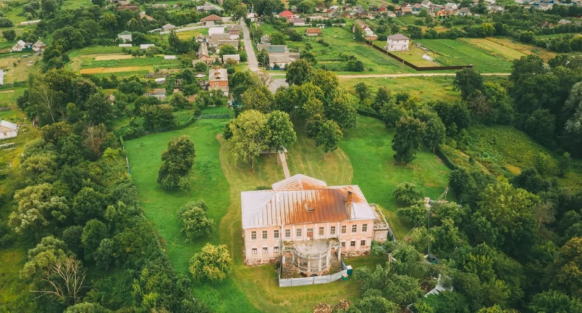 Lista MUST-HAVE każdego turysty - najpiękniejsze dwory w Małopolsce