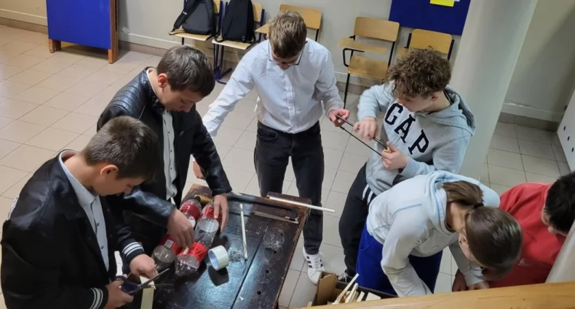 VII edycja  konkursu „Mały Inżynier” . Szkole Podstawowej w Łapszach Niżnych