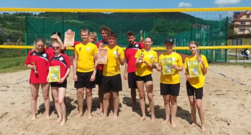 Licealiada Ośrodka Pieniny - piłka plażowa chłopców i dziewcząt