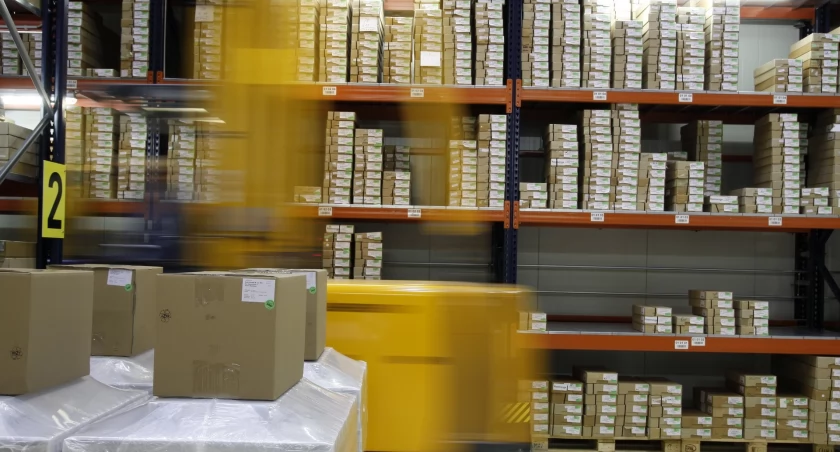 Wykorzystanie terminali magazynowych do optymalizacji procesów logistycznych