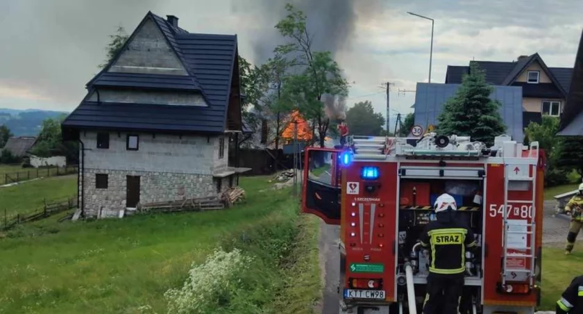 Groźny pożar w Sierockiem