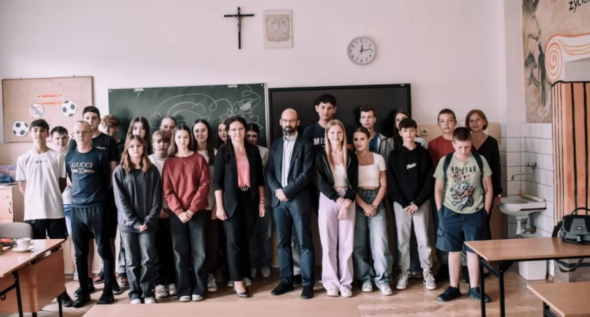 Lekcja historii dla młodzieży 