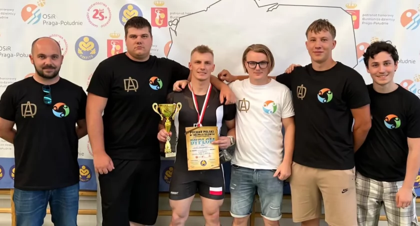 Mistrz z Maruszyny - Szczepan Duda wygrywa Puchar Polski w Trójboju Siłowym