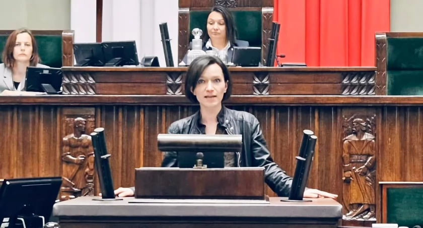 Letnie praktyki wakacyjne w biurze poselskim posłanki Weroniki Smarduch w Nowym Targu