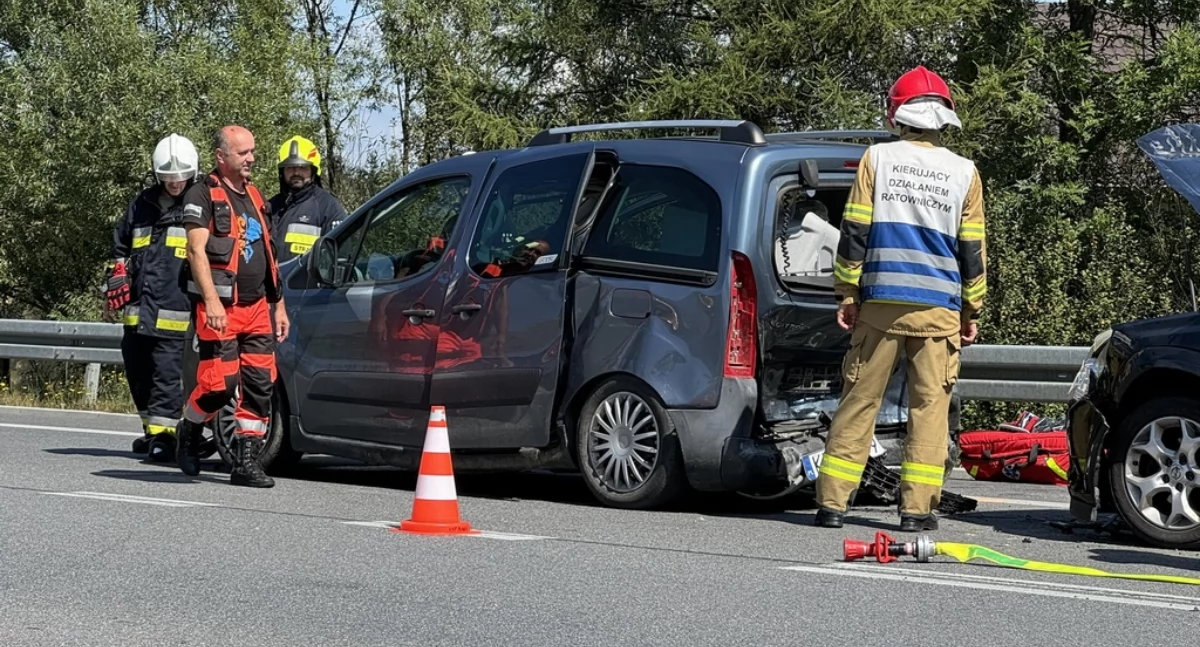 Zderzyły się trzy samochody - jedna osoba poszkodowana