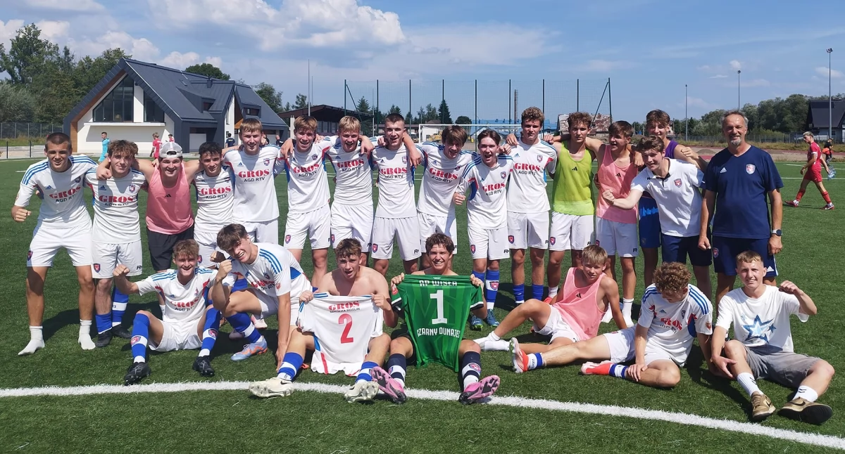 Prestiżowe zwycięstwo juniorów z Czarnego Dunajca podczas derbów Podhala w 1. lidze wojewódzkiej