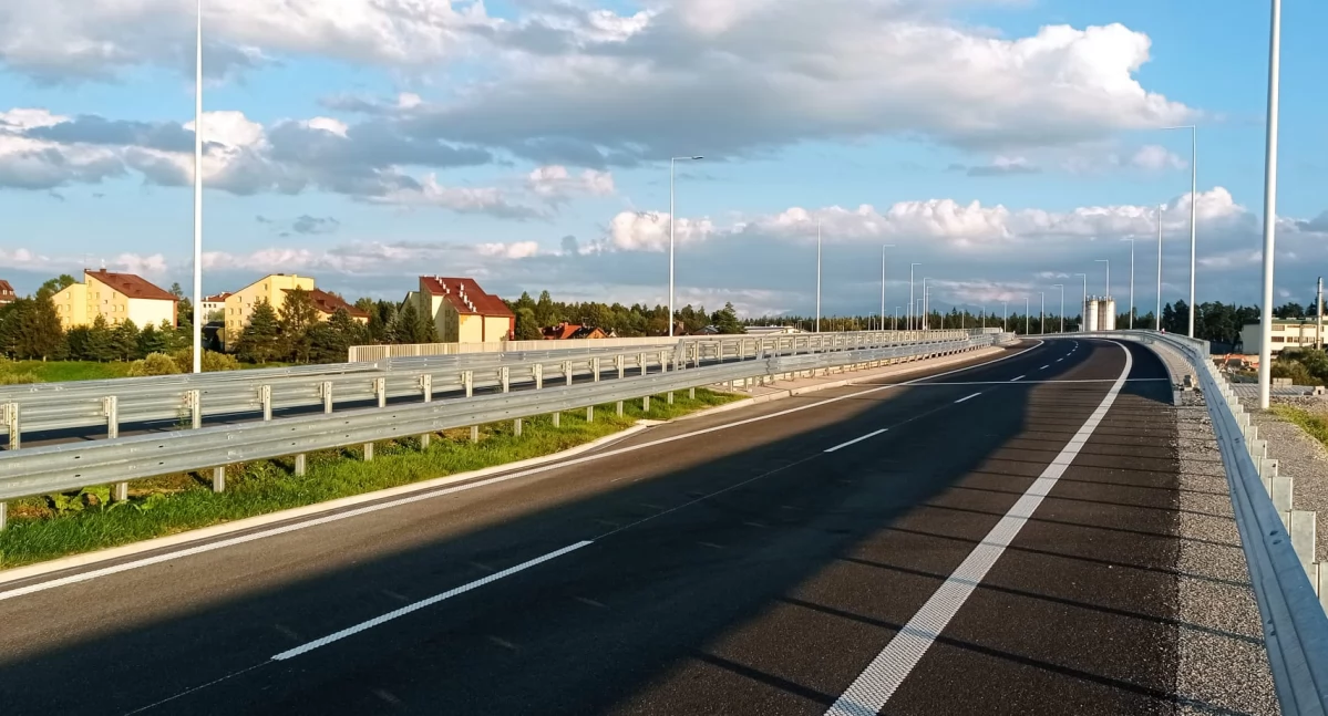 Hałas nie do zniesienia. Mieszkańcy bloków nadal żądają ekranów akustycznych - wysyłają pisma do WIOŚ