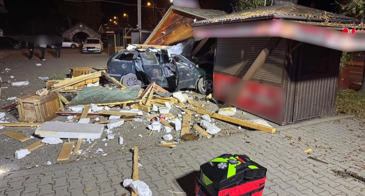 Samochód staranował stragany w Białce Tatrzańskiej