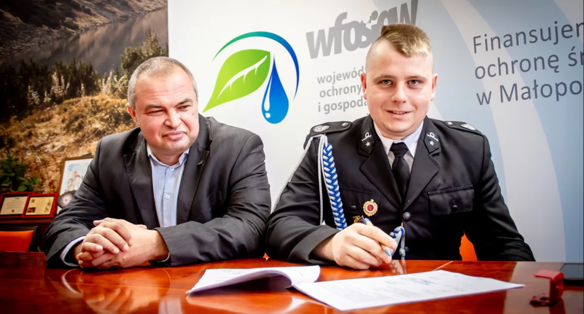 Nowy samochód ratowniczo-gaśniczy dla OSP Sierockie