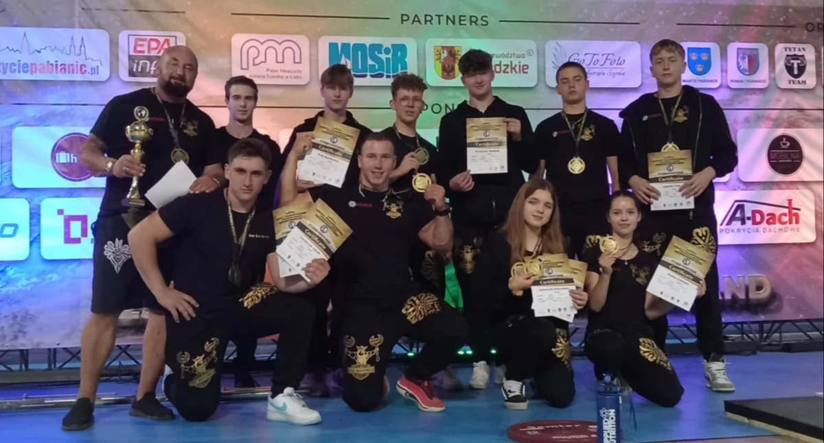 Sukces zawodników CKF Maximus Czarny Dunajec na Mistrzostwach Świata WPA w Pabianicach