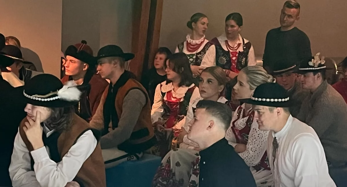 Sukces uczniów ZSCKR Nowy Targ w „Konkursie wiedzy o pasterstwie”
