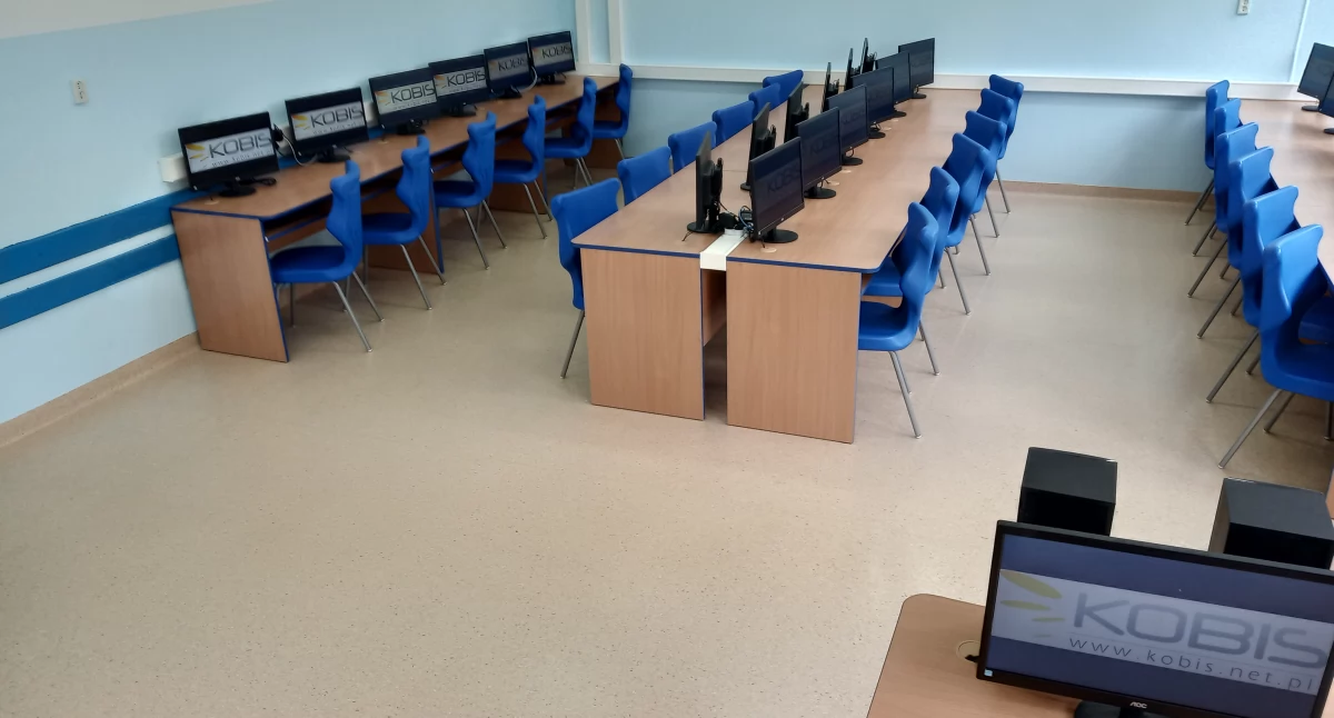 Jak wyposażyć salę do nauki języków obcych?