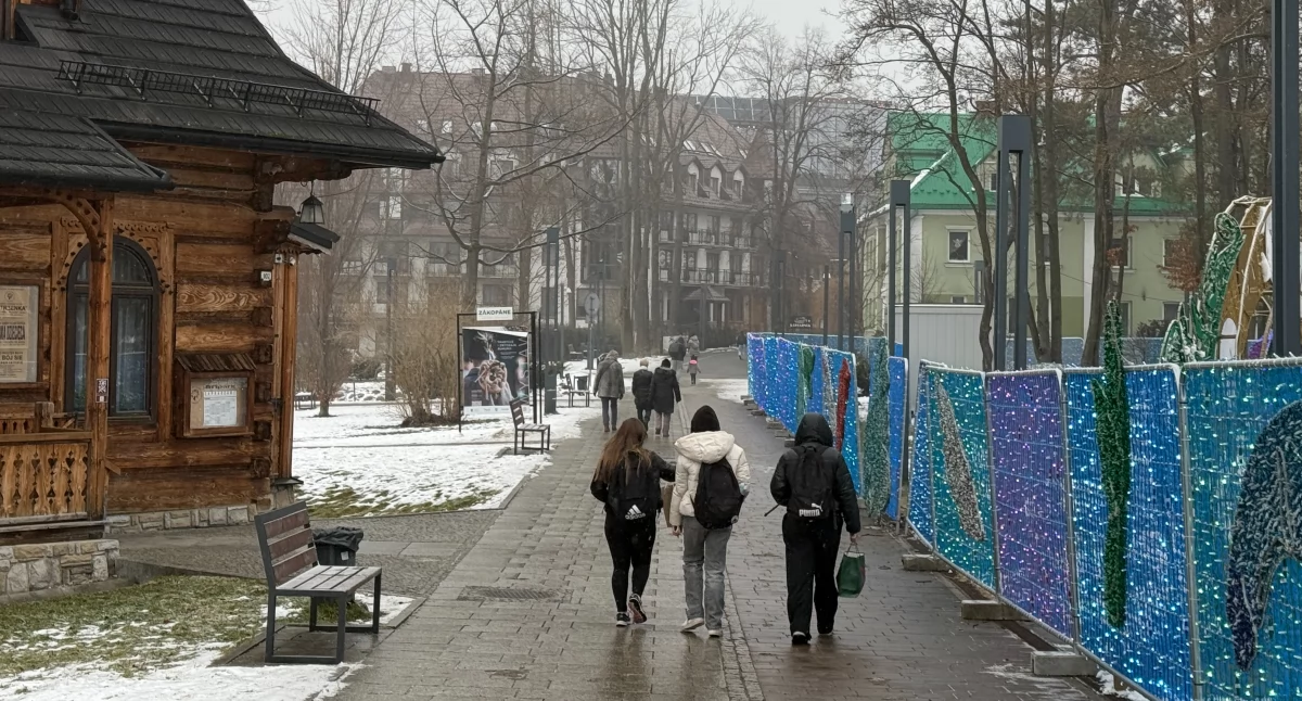 Władze Zakopanego odpierają ataki związane z Parkiem Miliona Świateł w Parku Miejskim - miasto zarobi na tym blisko 200 tys. złotych