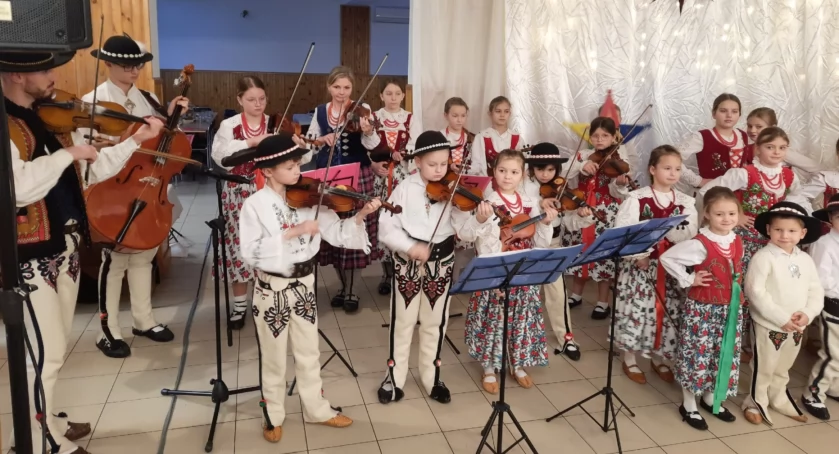 Hej kolęda, kolęda, hej kolędy to czas… - sołeckie kolędowanie w Rokicinach Podhalańskich