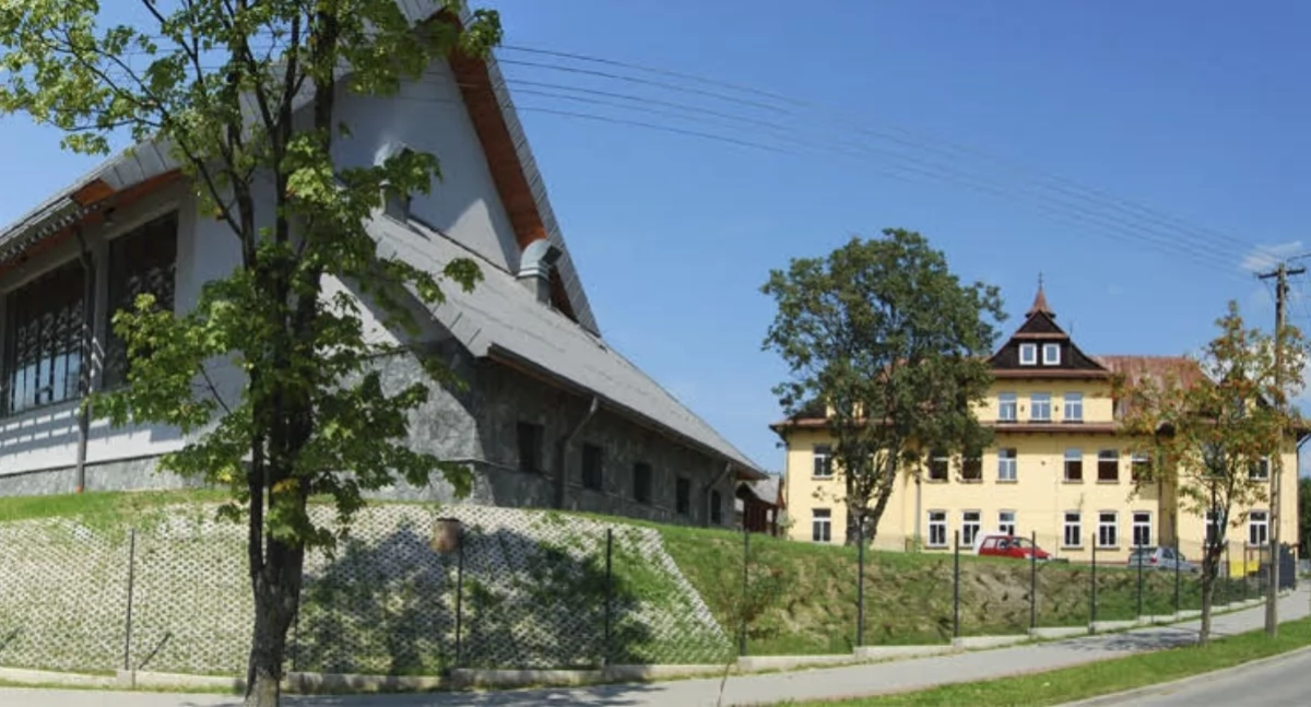 Zespół Szkół Ekonomicznych w Nowym Targu po raz ósmy wyróżniony Złotą Tarczą