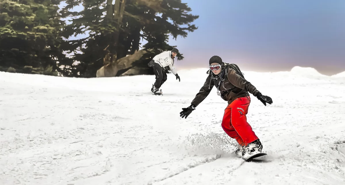 Jak wybrać deskę snowboardową do all-mountain?