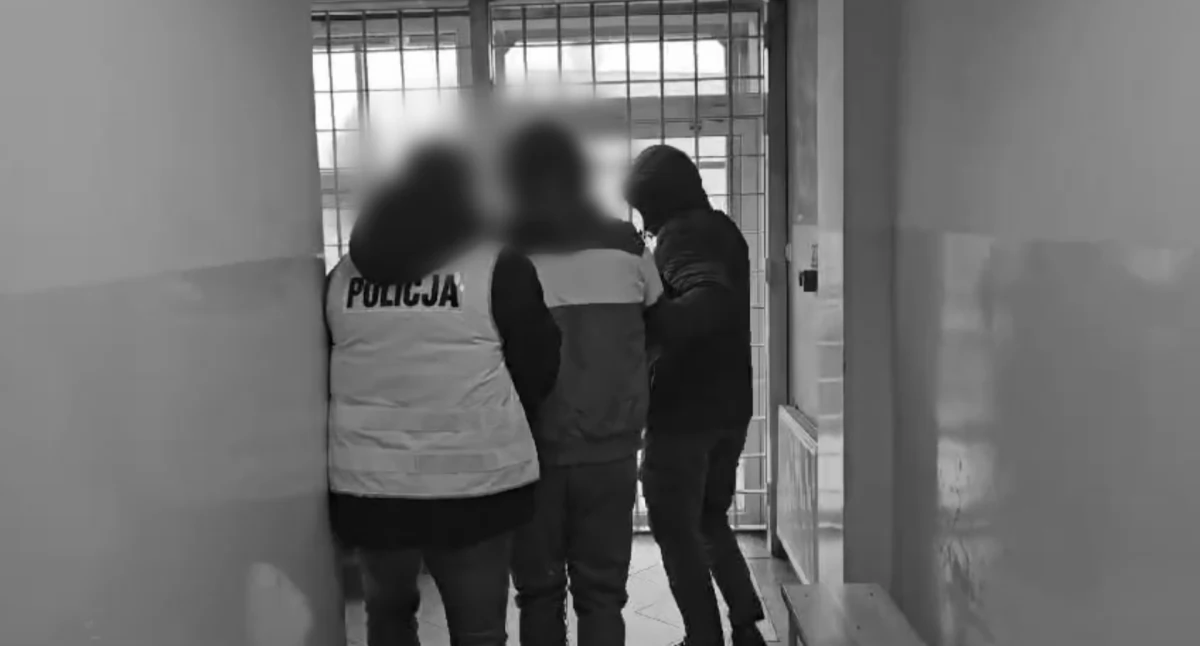 20-latek zatrzymany za atak na 13-latkę i doprowadzony do prokuratury