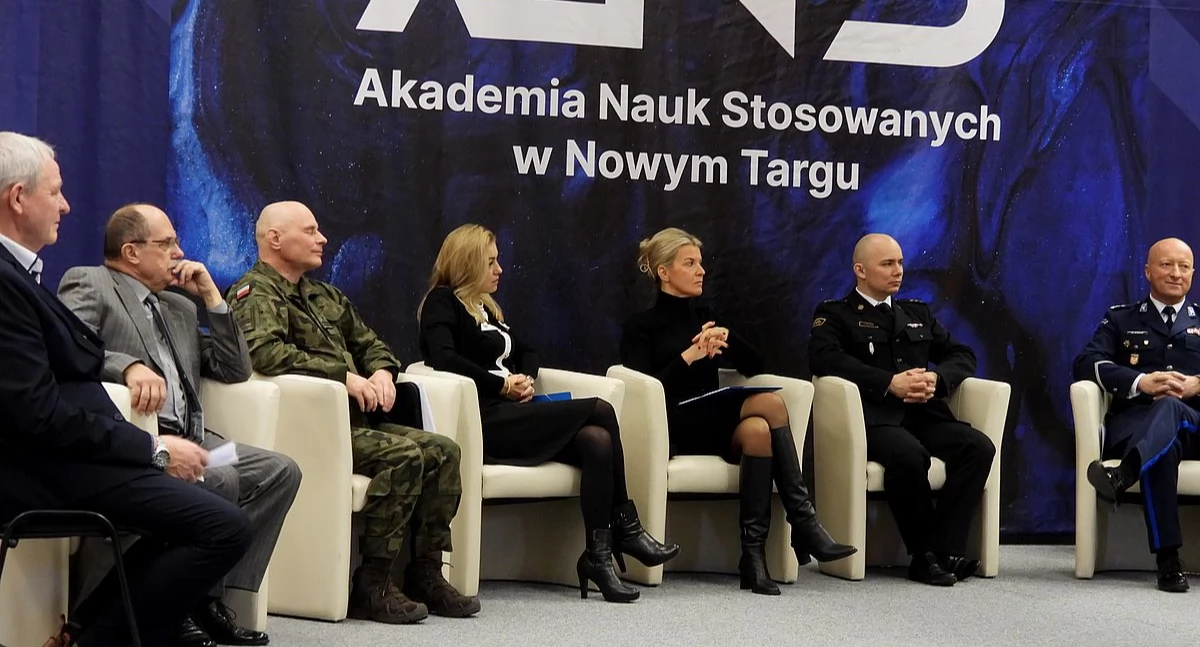 Seminarium Naukowe „Współczesne zagrożenia bezpieczeństwa państwa” w ANS w Nowym Targu