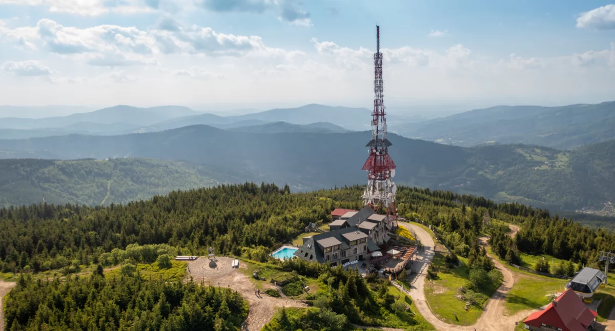 Majówka w górach – dlaczego warto wybrać hotel z widokiem?