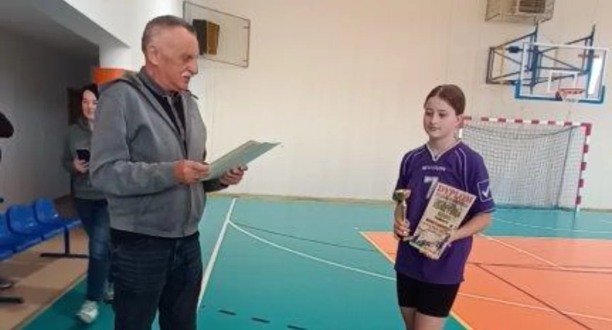 Rozegrano Igrzyska Dzieci Powiatu Nowotarskiego w mini piłce siatkowej dziewcząt