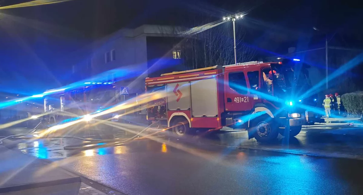 Pożar samochodu na Sądowej