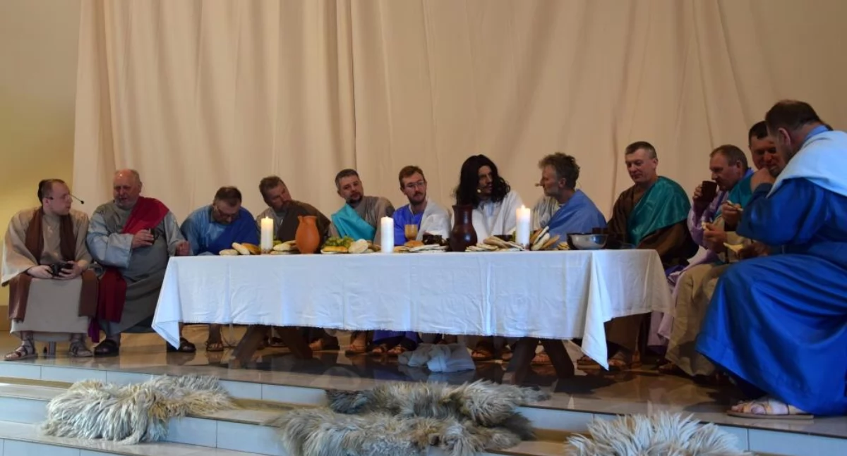 Wielki Czwartek w Łapszach Niżnych – w centrum tajemnicy Eucharystii