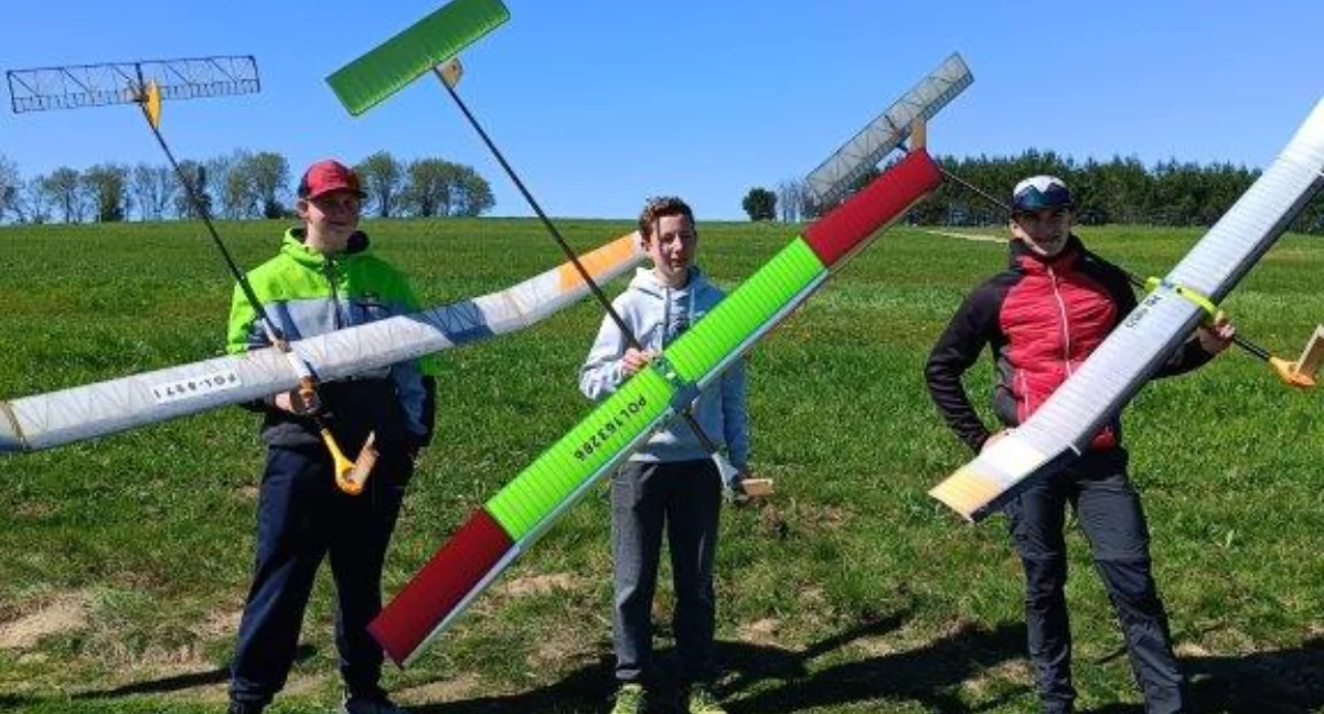 Sukcesy młodych modelarzy z Nowego Targu podczas Pucharu Polski F1E
