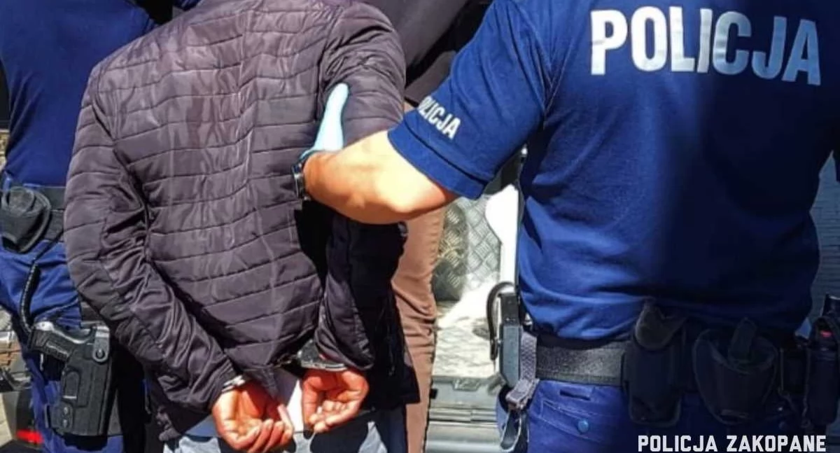 Zakopiańscy policjanci zatrzymali mężczyznę poszukiwanego listem gończym