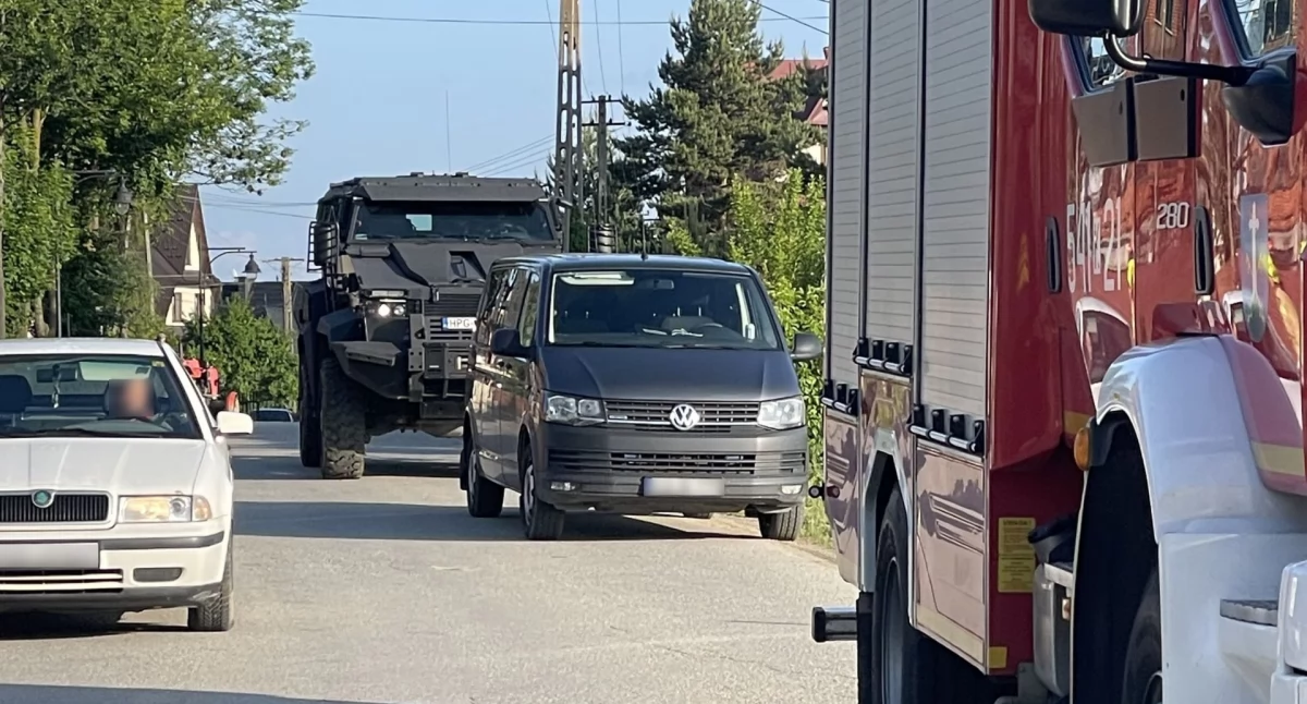 Policja podaje wstępne informacje o porannej akcji kontrterrorystów 