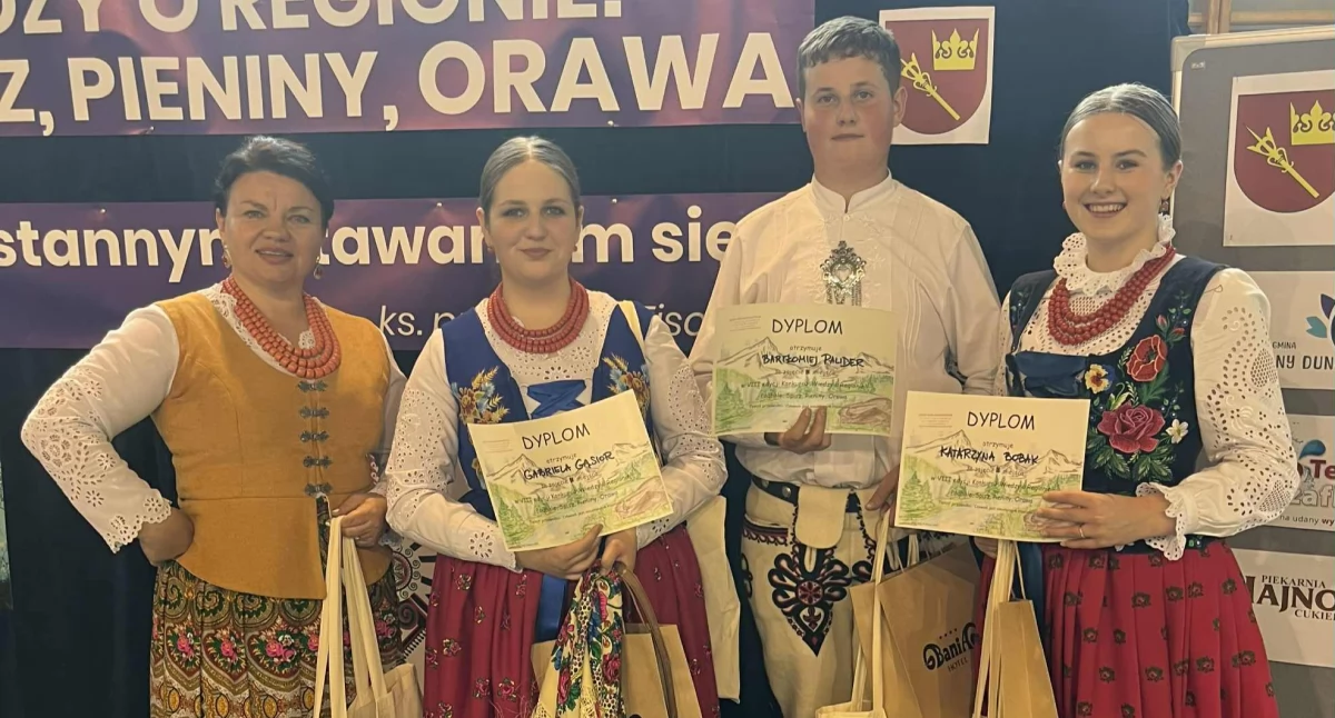 Uczniowie ZSCKR Nowy Targ z nagrodą w Konkursie Wiedzy o Regionie - II miejsce dla młodych pasjonatów Podhala, Spiszu, Pienin i Orawy