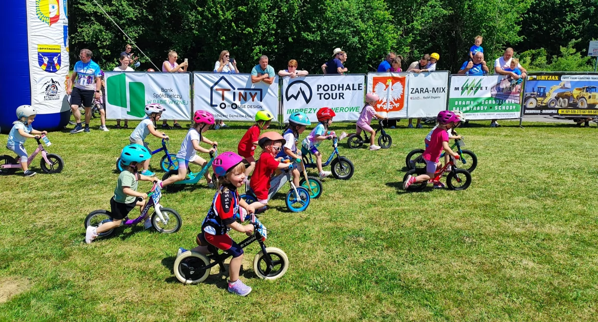 Emocje, sport i rodzinna atmosfera - Mini Podhale Tour 2025 zawitał do Raby Wyżnej