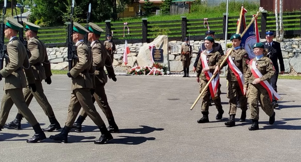Skawa uczciła pamięć ofiar niemieckiej okupacji. W uroczystościach udział wzięła reprezentacja mundurowej szkoły z Nowego Targu