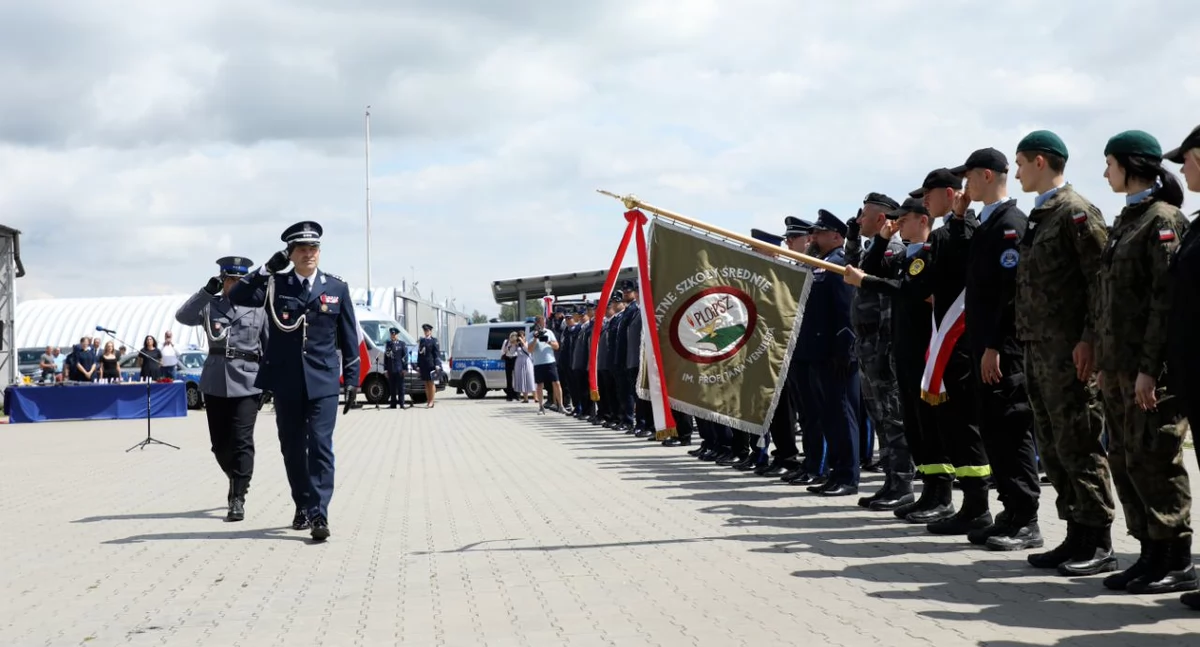 Uroczyste obchody Święta Policji w Nowym Targu – awanse, odznaczenia i wyjątkowy hołd dla funkcjonariuszy