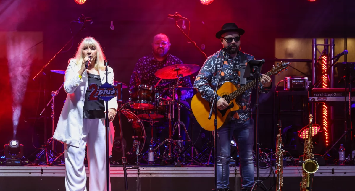 Muzyczna sobota w Białce Tatrzańskiej: Urszula Szab i 2 Plus 1 na Scenie Kultury na Bani