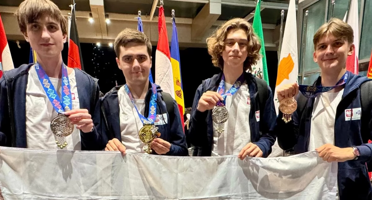 Złoty medal Michała Kuźmińskiego na Międzynarodowej Olimpiadzie Biologicznej na Filipiniach