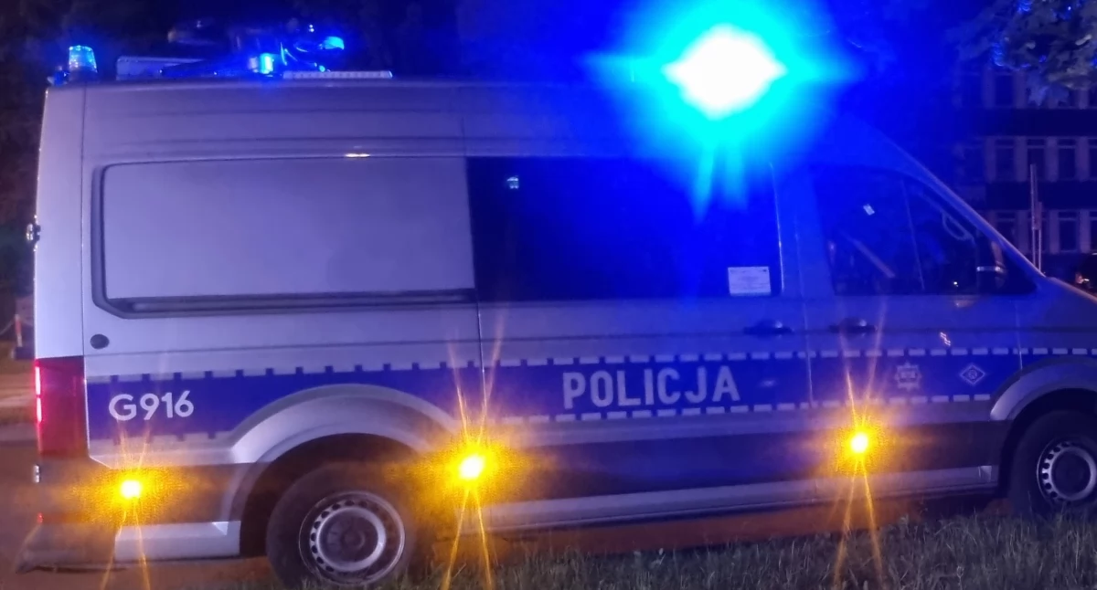 Nowotarska drogówka nie odpuszcza – zatrzymania za nadmierną prędkość i jazdę pod wpływem alkoholu
