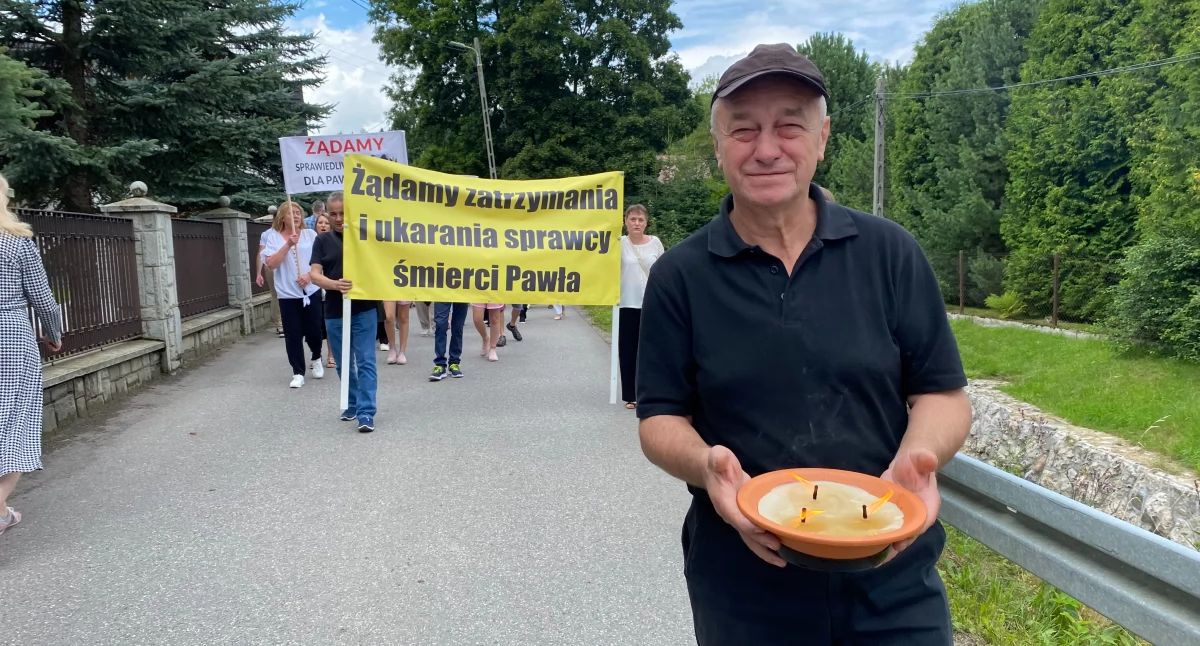 Marsz pamięci, protestu i wołania o sprawiedliwość - rok po śmierci strażaka Pawła Ziętkowicza z Białego Dunajca