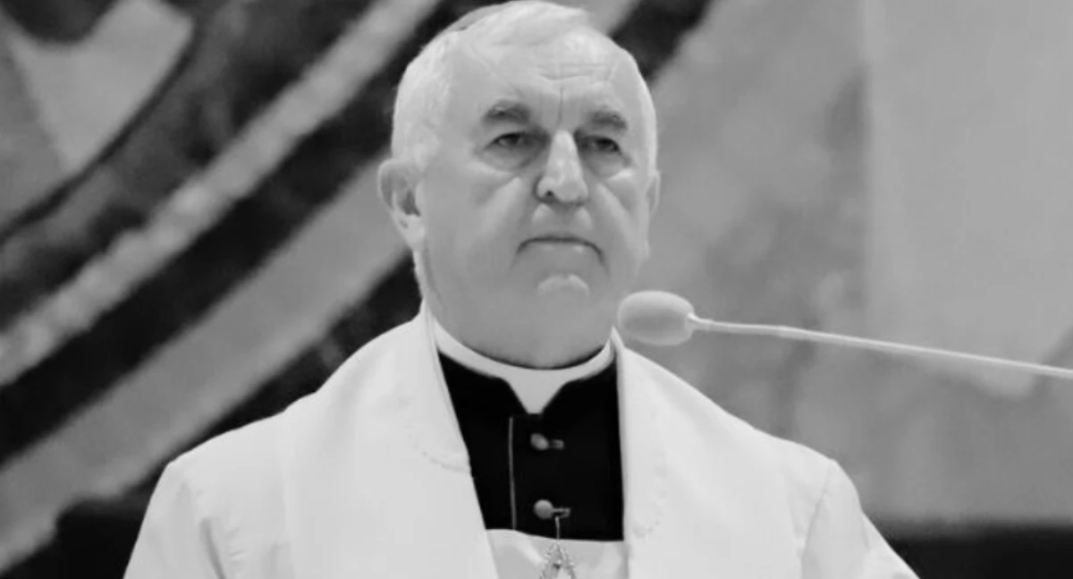 Uroczystości pogrzebowe bp. Jana Szkodonia w Krakowie na Wawelu i w Chyżnem