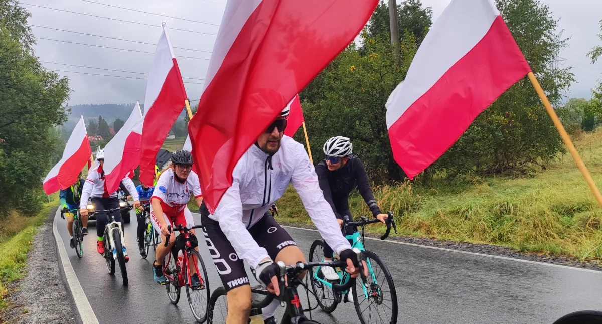 Rajd Pamięci Ofiar II Wojny Światowej hołd dla bohaterów i ofiar wojny