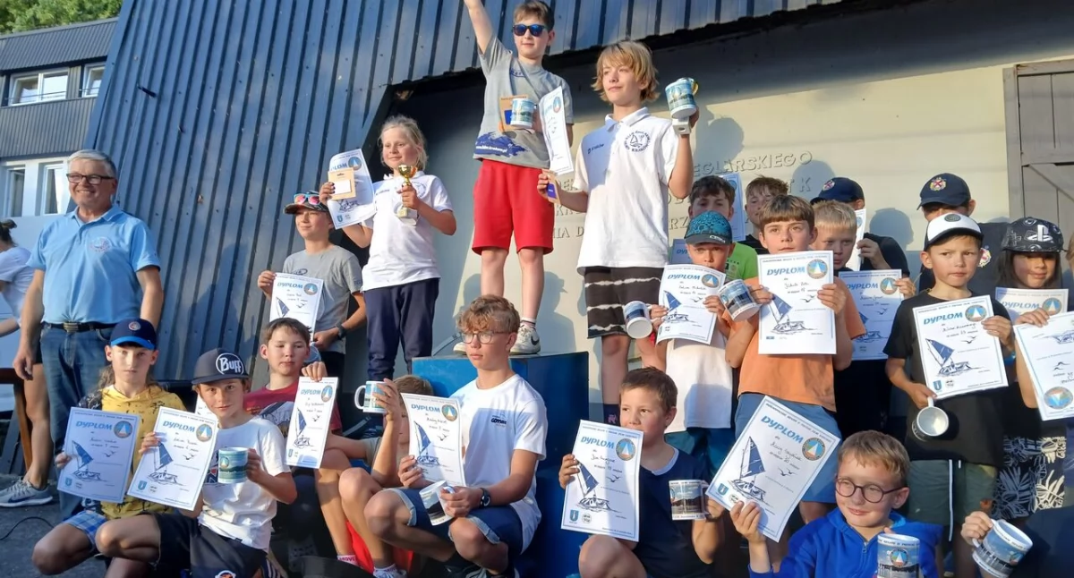 KS Wiaterni na podium ogólnopolskich regat Dzierżno Cup i Pucharu Ziemi Sądeckiej
