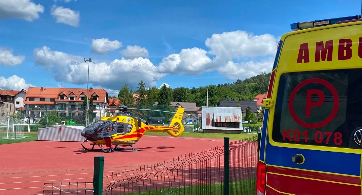 Akcja ratunkowa w Rabce-Zdroju - nastolatkę w ciężkim stanie przetransportowano śmigłowcem do szpitala w Krakowie