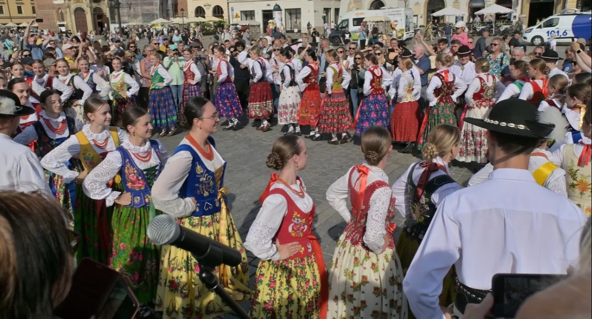 Zakopane promuje lato pod Tatrami - góralska muzyka, regionalne smaki i atrakcje w centrum Krakowa