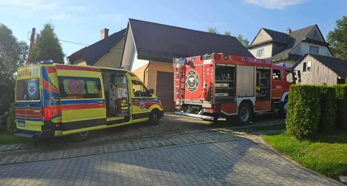 Brak kontaktu z mieszkańcem postawił służby na nogi - konieczne było siłowe otwarcie mieszkania w Sieniawie
